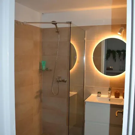 Apartment Elia's Islandhomes A *