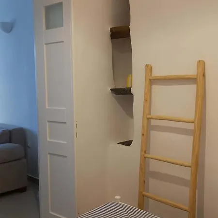 Elia's Islandhomes A *